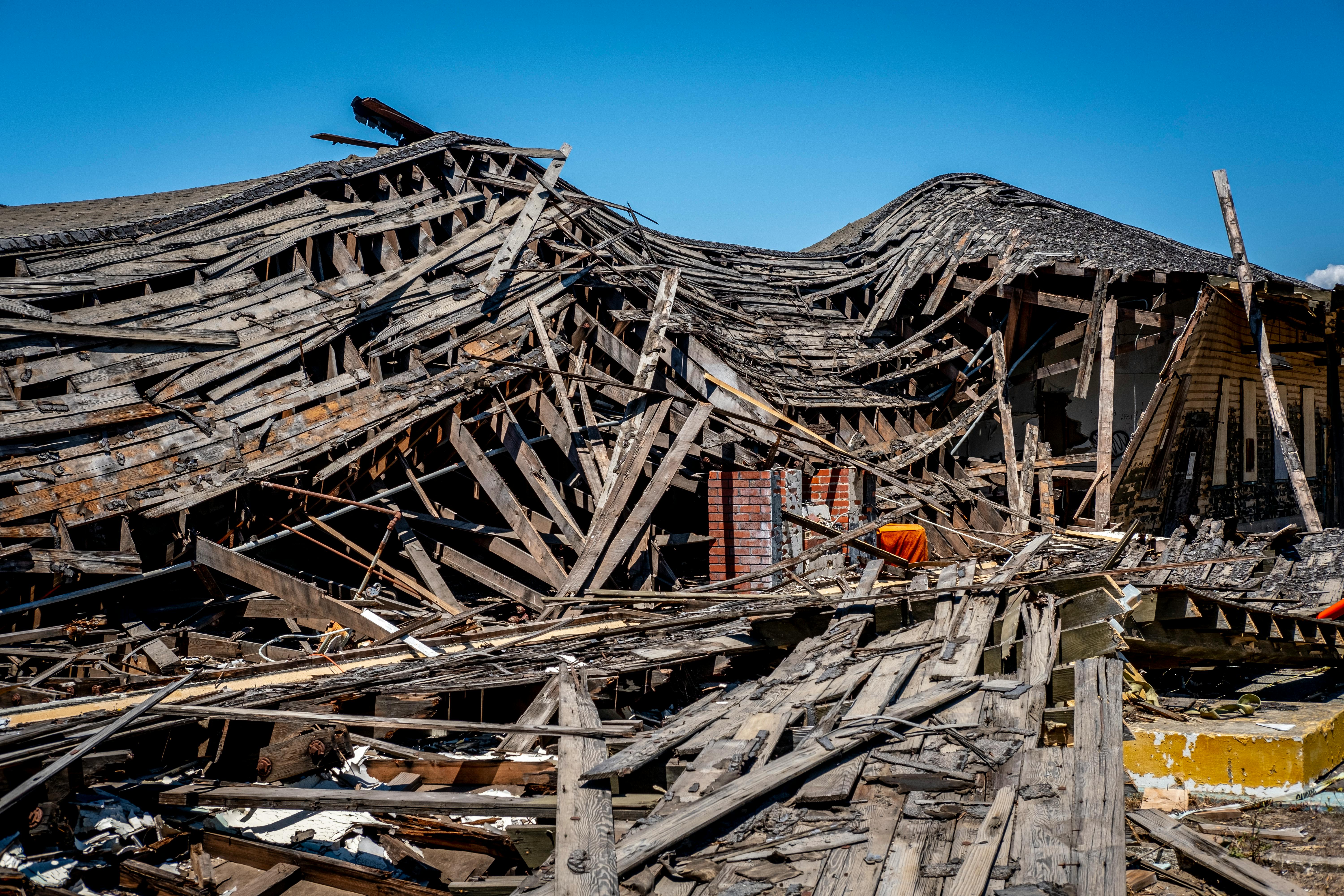 Disaster Recovery for Bank Using AWS DRS, EBS and Scalable Cloud Storage