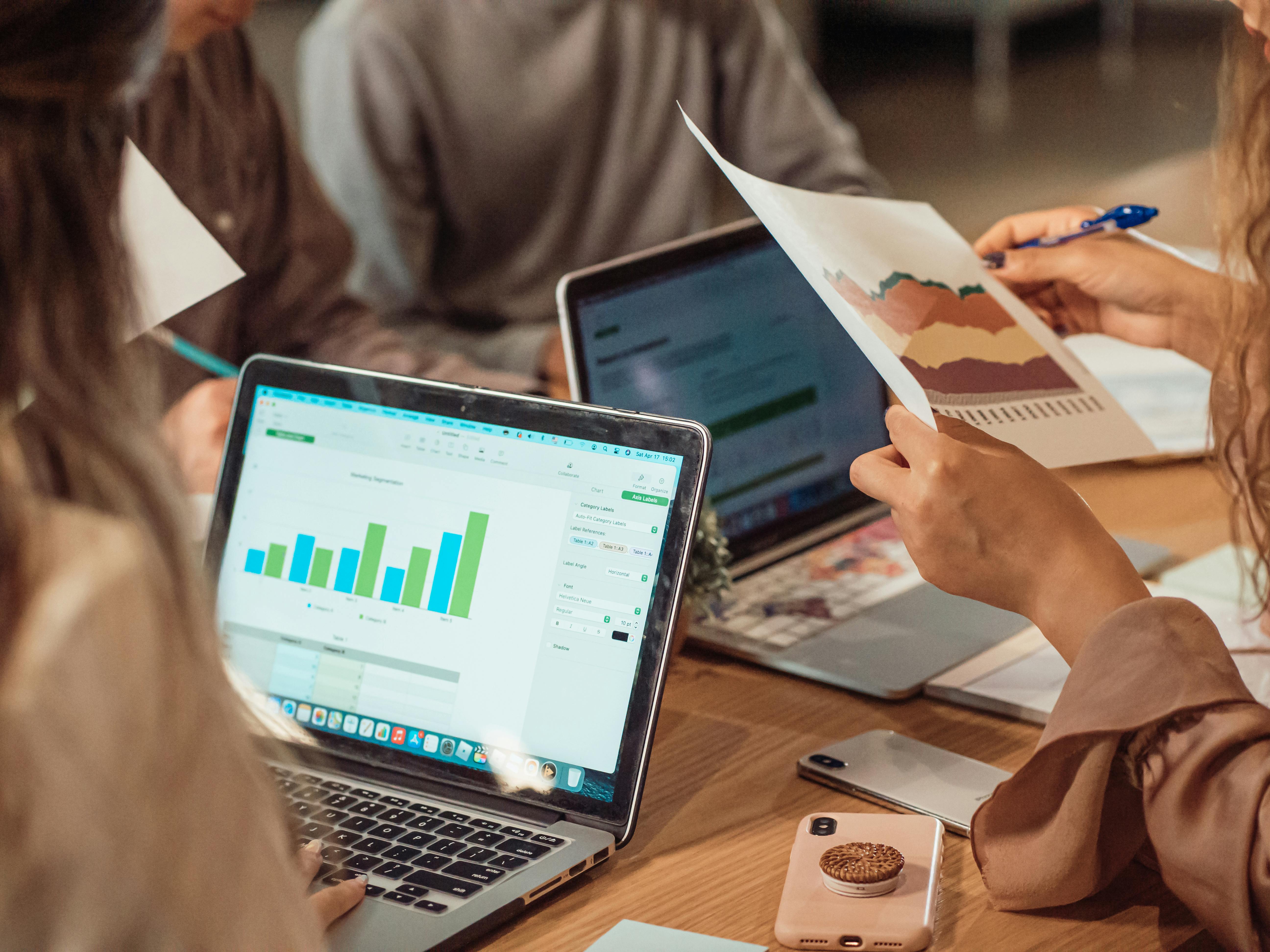 Competitive Intelligence Platform on Microsoft Fabric